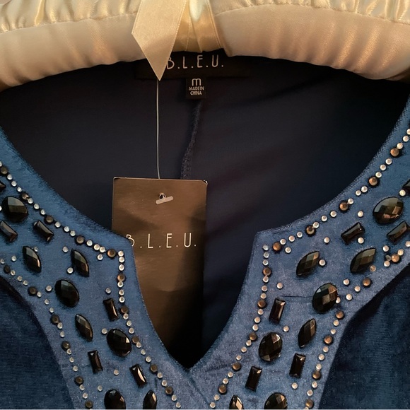 BLEU  ladies top. Medium/Deep Peacock. Glamour/Holiday/Classic - Picture 2 of 7